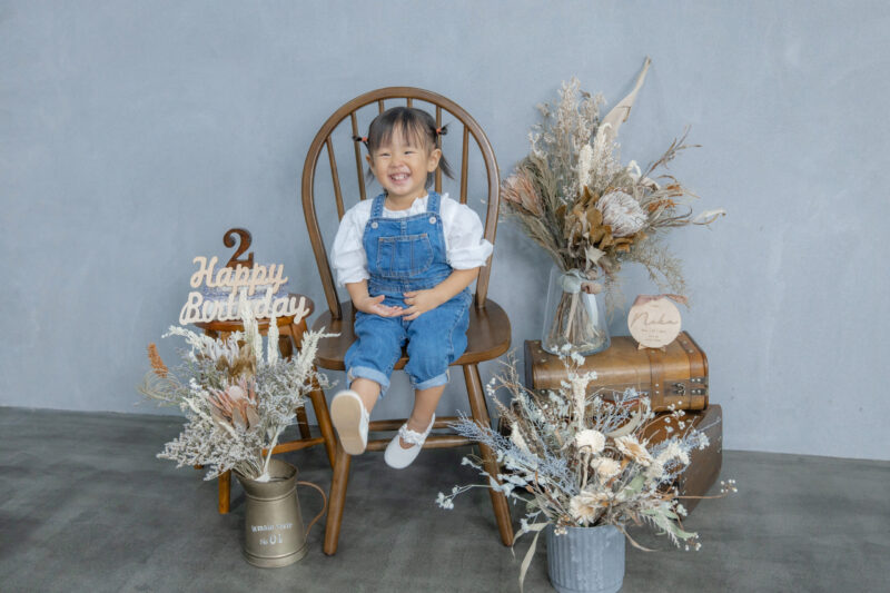 お花に囲まれて💐（2歳バースデイ）