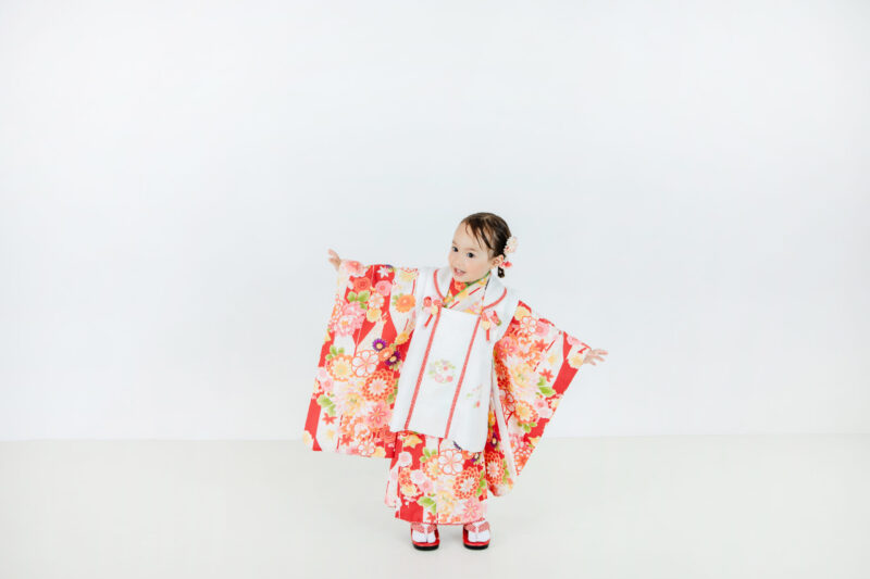 ビューンと飛行機ポーズ✈️（七五三撮影）