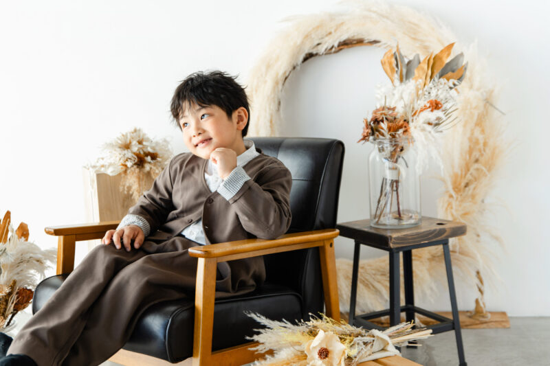 かっこよくポージング⭐️（七五三撮影）