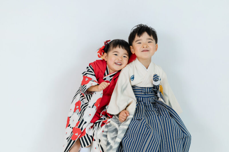 兄妹の仲良しショット♡(七五三撮影)